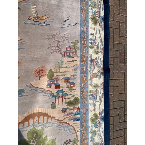 80 - Large oriental Chinese wool rug 

280cm x 370cm