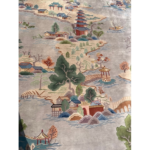 80 - Large oriental Chinese wool rug 

280cm x 370cm