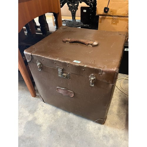 Lot 51        