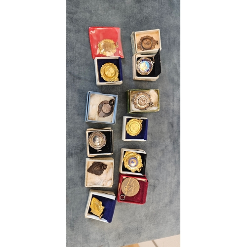 298 - Various tennis medals