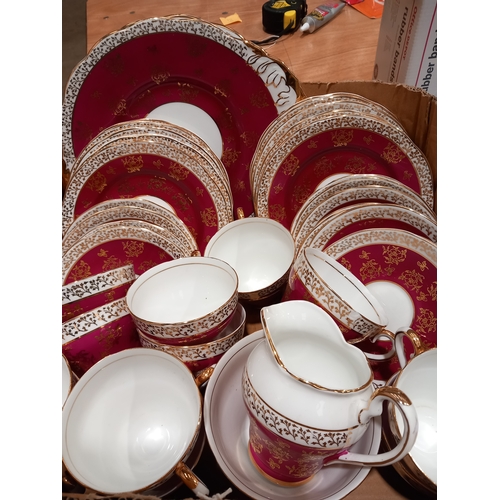 141 - 40Pc (Part) Salisbury Tea Set