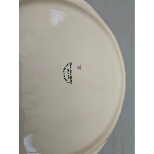 164 - 6 Carlton Walking Ware Plates