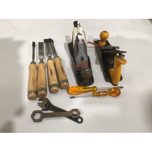 442 - Box Of Joiners Tools