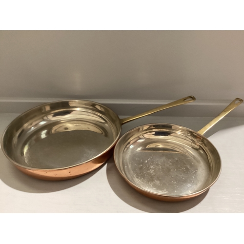 284 - 4 Copper & Brass Handled Pans