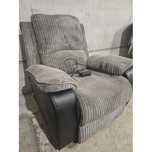 600 - Electric Jumbo Cord Recliner Chair