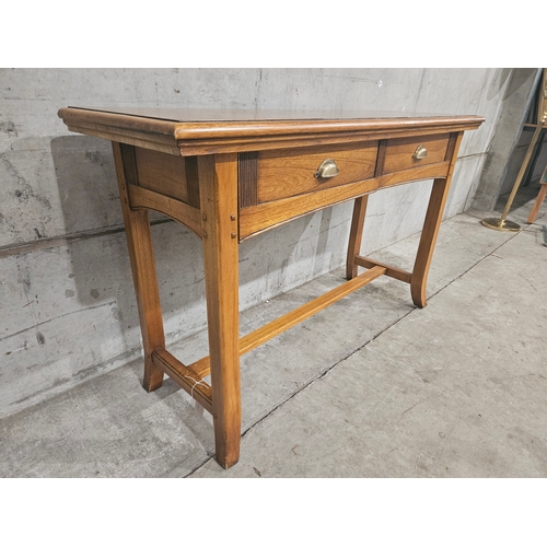 655 - Reproduction Oak Hall Table H80cm L133cm W45cm