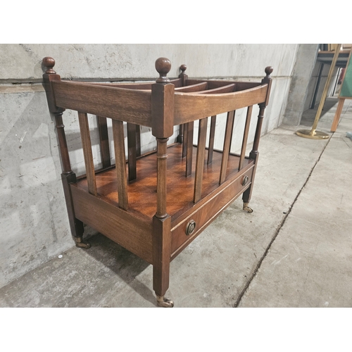 662 - Mahogany Canterbury H52cm