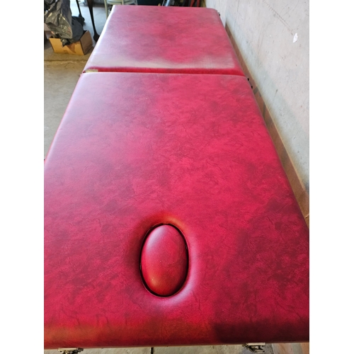 755 - Massage Table