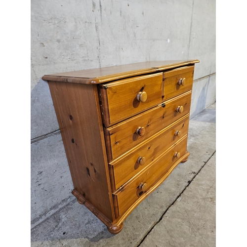 771 - Pine Chest Of Drawers H77cm W85cm D39cm