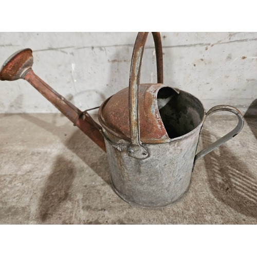 927 - Parkside Composter, 2 Stools, Watering Can, Outdoor Wall Light & A Quantity Of Ceramic Natural Stone... 