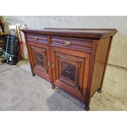 790 - Victorian Oak Sideboard H93cm W137cm D50cm