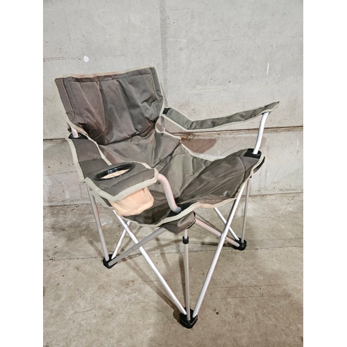 933 - 2 Concept Folding Garden Chairs In Canvas Carriers