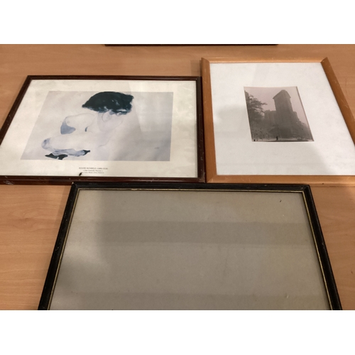 576 - Black & White Picture In Oak Frame, 3 Assorted Prints & Picture Frame