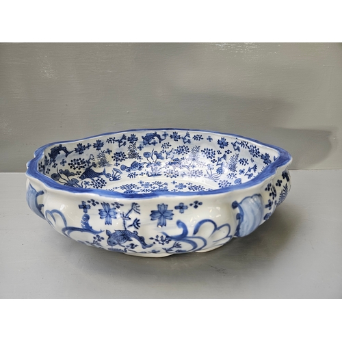 189 - Oriental Blue & White Bowl H12cm W41cm D34cm