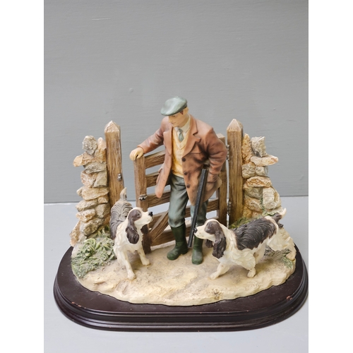 225 - The Leonardo Collection Gamekeeper Figure On Wood Base