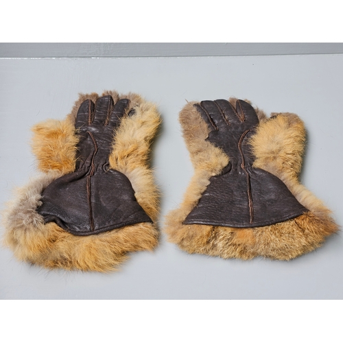 23 - A Pair Of Fur Gloves