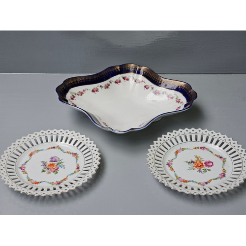 207 - 2 Copeland Spode Bowls, Wedgwood Dish, 2 Ribbon Plates, Vase