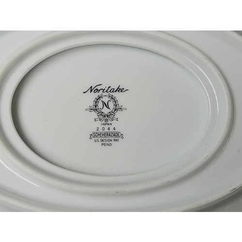 168 - 2 Boxes (78 Pcs) Noritake 2044 Dinner & Teaware