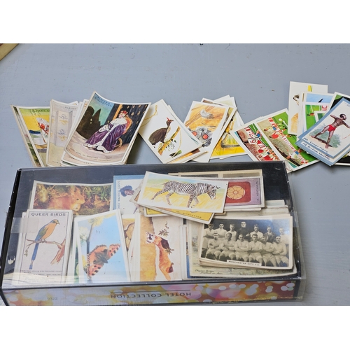 535 - Oak Copper Letter Rack, Brooke Bond & John Player & Sons Cigarette Cards Etc