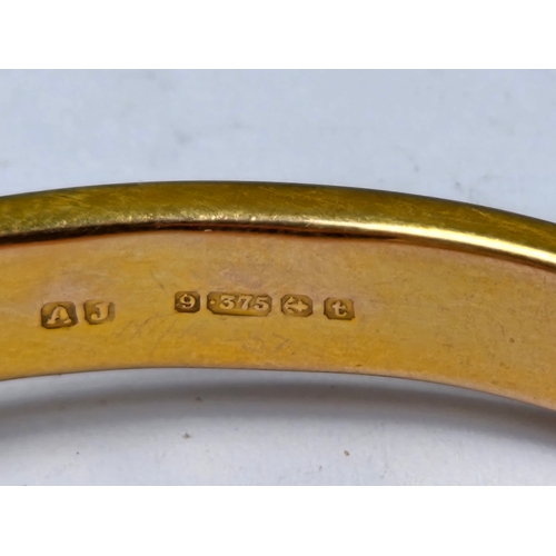 749 - 9 Carat Gold Bangle