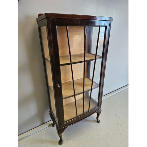 959 - Mahogany Display Cabinet With Key H127cm W58cm D32cm