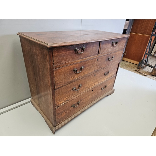 962 - Georgian Oak Chest Of Drawers H82cm W105cm D55cm