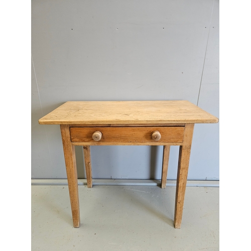 970 - Pine Table H76cm W90cm D67cm