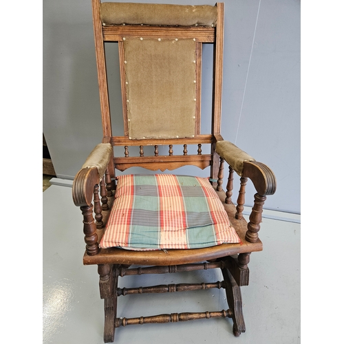 1034 - American Style Rocking Chair