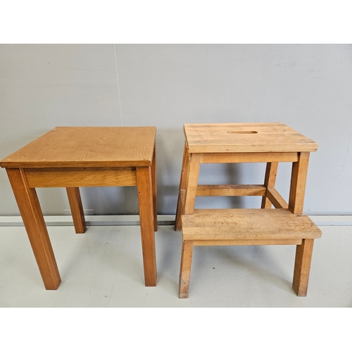 1094 - Beech Kitchen Steps & Occasional Table