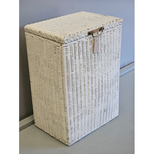 1109 - White Lloyd Loom Linen Box