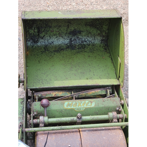 1200 - Vintage Maxees Mk 3 Push Lawnmower