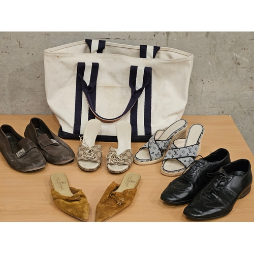 52 - Assorted Ladies & Gent's Shoes, Holdall