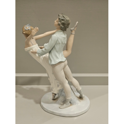 197 - NAO Ballet Dancers Figurine H32cm