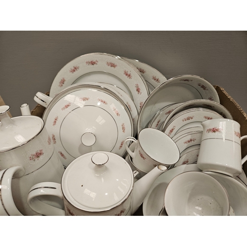 210 - 27 Pcs 'RC Petula' Dinner & Teaware