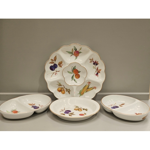 212 - 4 Royal Worcester Evesham Casserole Dishes & 4 Serving Dishes Etc