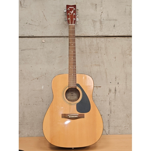 354 - Yamaha Guitar F-310 In Canvas Case