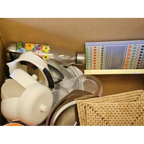 385 - Box Of Assorted Kitchenalia Etc