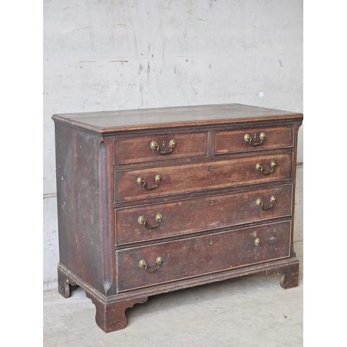 723 - Georgian Oak Chest Of Drawers H87cm W107cm D55cm