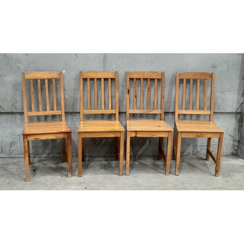 727 - 4 Pine Kitchen Chairs