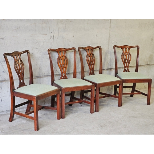 788 - Mahogany Extending Dining Table With Handle & 4 Reproduction Mahogany Dining Chairs