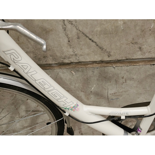 903 - White Raleigh Airlite Ladies Bicycle