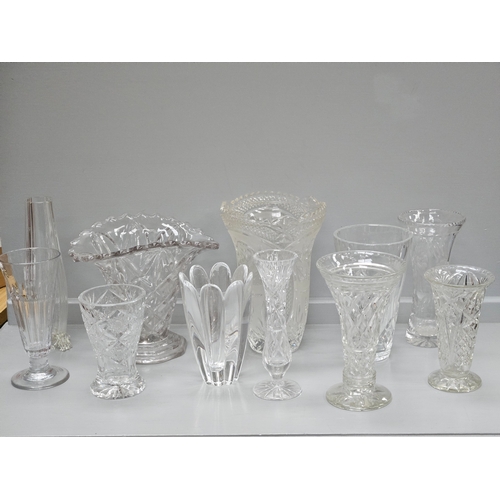 100 - Box Including 10 Assorted Cut Glass Vases Etc