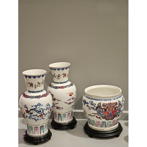 168 - 8 Assorted Vases