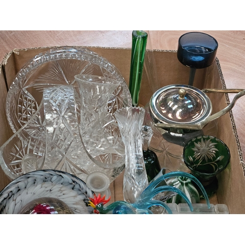 100 - Box Including Assorted Glassware Etc