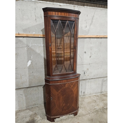 771 - Reproduction Mahogany Corner Cabinet With 2 Keys