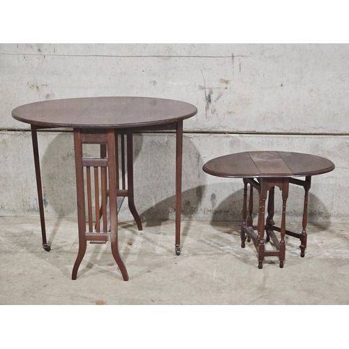 778 - 2 Victorian Mahogany Gateleg Side Tables