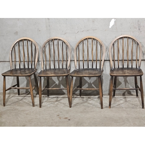 787 - 2 Oak Wheelback Kitchen Chairs & 4 Others