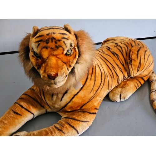 67 - Large Lion Soft Toy (Lying) 115cm x 50cm