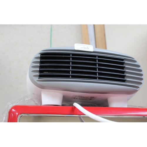 671 - ELECTRIC FAN HEATER