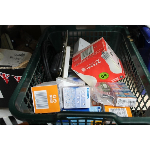 86 - CRATE INC LIGHT BULBS ETC (INC HALOGEN)